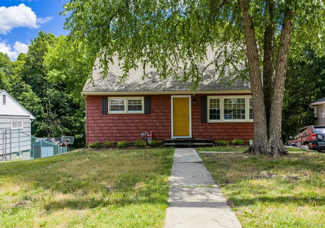 1st image of 24 Mountain Ave, Middletown, NY 10940 | MLS# 1016433