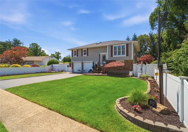 2nd image of 50 Amsterdam Rd, Smithtown, NY 11787 | MLS# 1016434