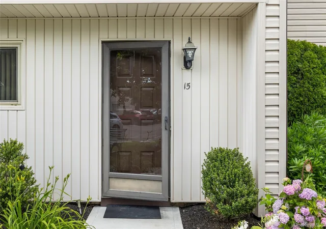 1st image of 650 Newbridge Rd #15, Hempstead, NY 11554 | MLS# 1016439