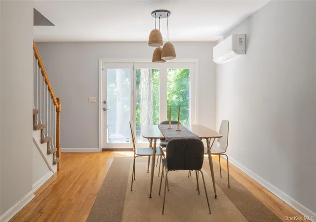 5th image of 9 Windsor Ct, Poughkeepsie, NY 12601 | MLS# 1016444