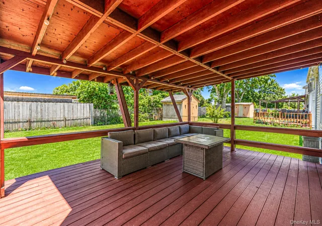Photo 3 of Sale Pending at 168 W 21st Street, Babylon, NY 11729 | MLS# 1016446 | Listing updated on 2026-07-27