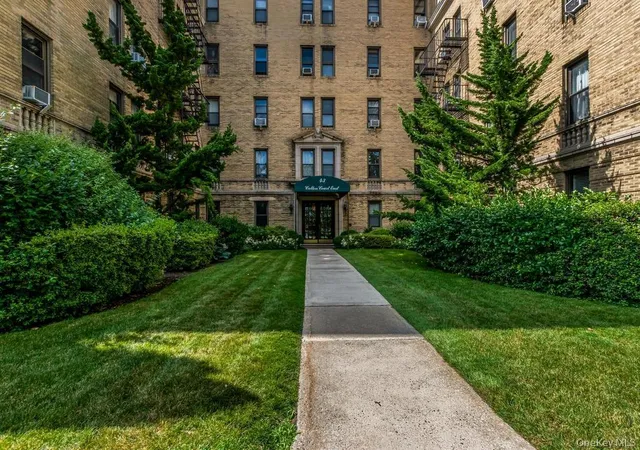 1st image of 43 Calton Rd #2J, New Rochelle, NY 10804 | MLS# 1016448