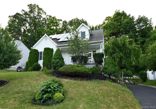 1st image of 12 Walnut Ln, Middletown, NY 10940 | MLS# 1016454