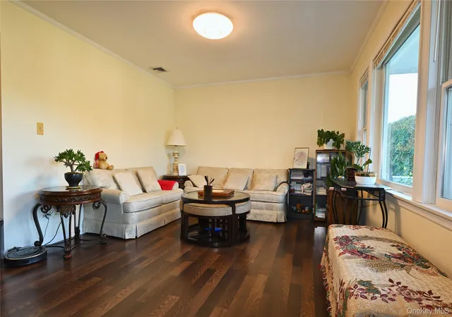 4th image of 12 Walnut Ln, Middletown, NY 10940 | MLS# 1016454