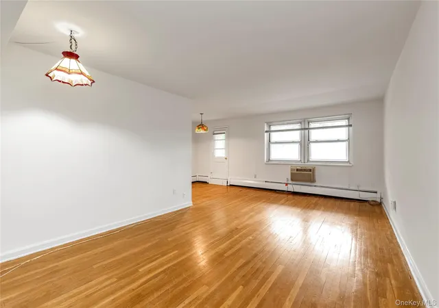 Photo 1 of House for sale at 45 Hl Park Ave #3D, North Hempstead, NY 11021 | MLS# 1016466 | Listing updated on 2026-09-13