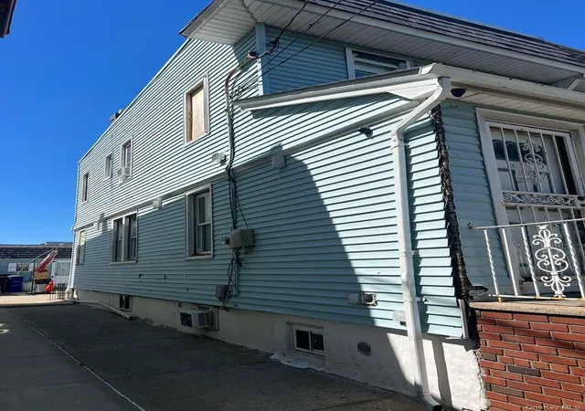 Photo 3 of Single family home for sale at 9508 Linden Blvd, Ozone Park, NY 11417 | MLS# 1016470 | Listing updated on 2026-06-22