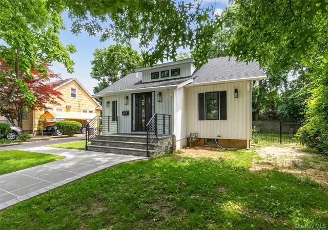 2nd image of 367 Summit Ave, Cedarhurst, NY 11516 | MLS# 1016485