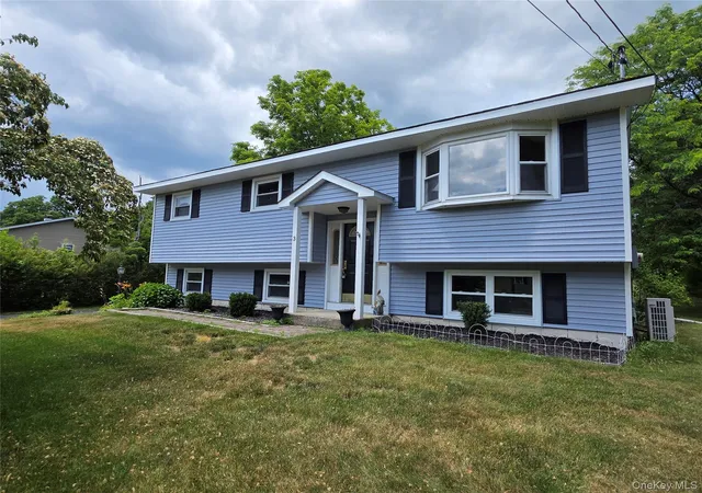 Homes for sale in Hyde Park, NY | 3 Abbey Rd, Hyde Park, NY 12538 | MLS# 1016491