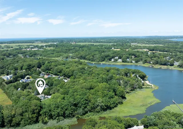 Homes for sale in Southold, NY | 2700 Harbor Ln, Southold, NY 11935 | MLS# 1016493