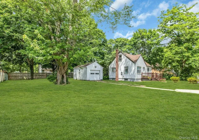 5th image of 96 Washington Dr, Mastic Beach, NY 11951 | MLS# 1016500