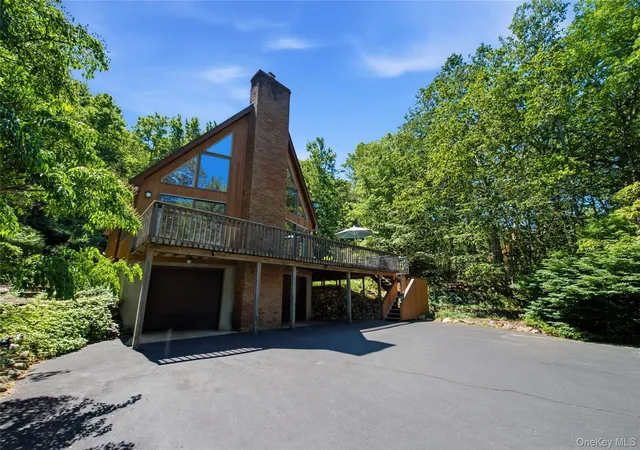 2nd image of 73 Glen Rd, Calverton, NY 11933 | MLS# 1016510