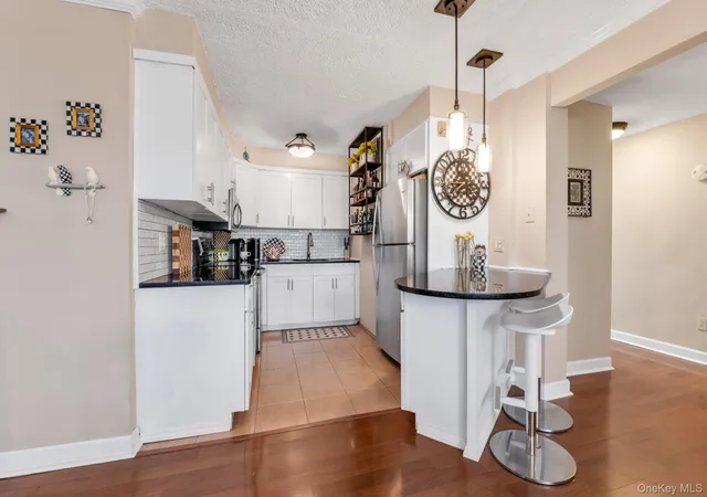 4th image of 10-24 166th St St, New York, NY 11357