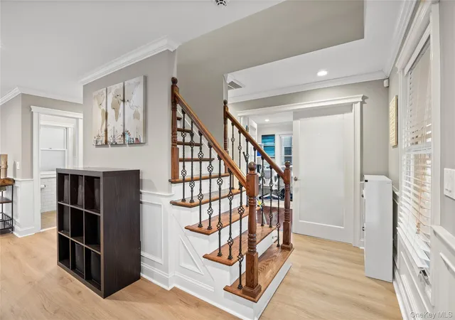 5th image of 122 Linton Ave, Lindenhurst, NY 11757 | MLS# 1016531
