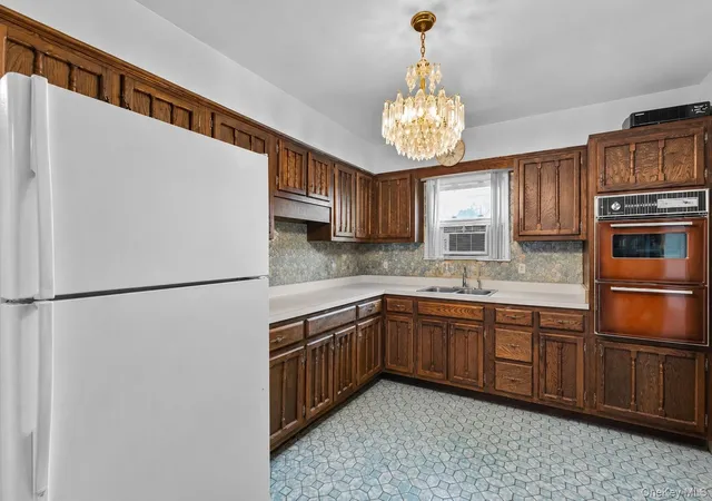 3rd image of 442 Albern Ave, Hempstead, NY 11572 | MLS# 1016556