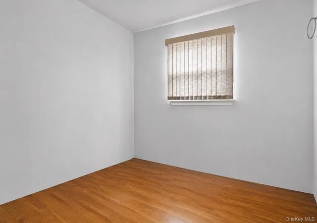 4th image of 442 Albern Ave, Hempstead, NY 11572 | MLS# 1016556
