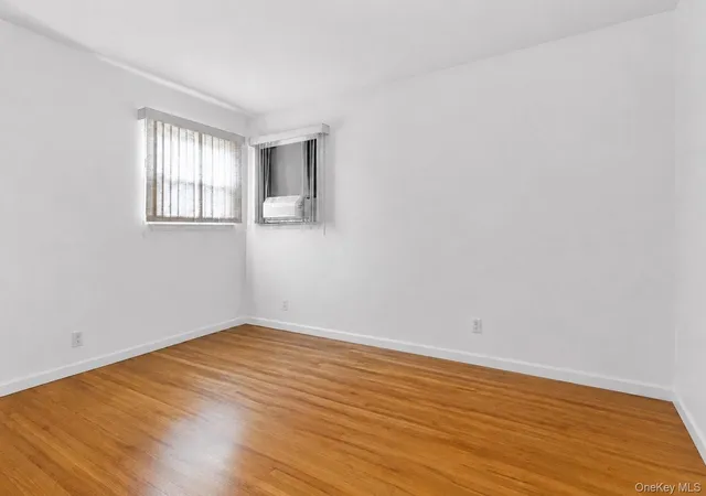 5th image of 442 Albern Ave, Hempstead, NY 11572 | MLS# 1016556