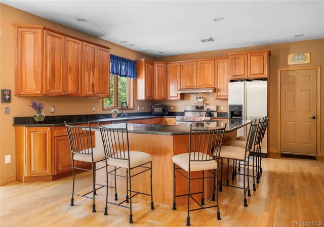 4th image of 145 Baldwin Pl, Cutchogue, NY 11935 | MLS# 1016561