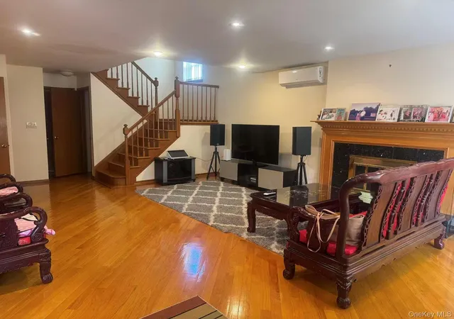 Photo 3 of Single family home for sale at 250 56 39th Road, Little Neck, NY 11363 | MLS# 1016564 | Listing updated on 2026-06-23