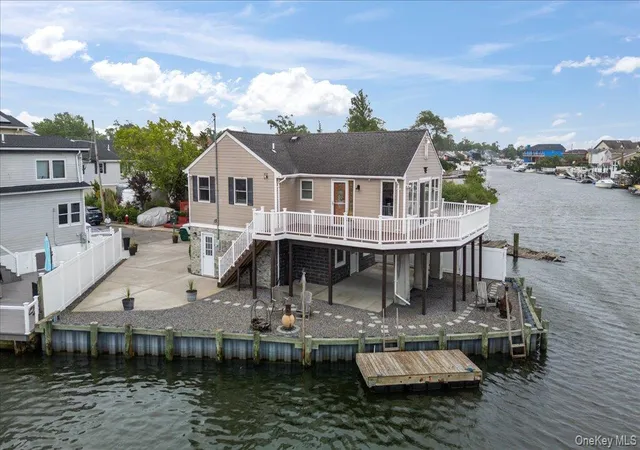 1st image of 631 Lincoln St, Hempstead, NY 11510 | MLS# 1016581