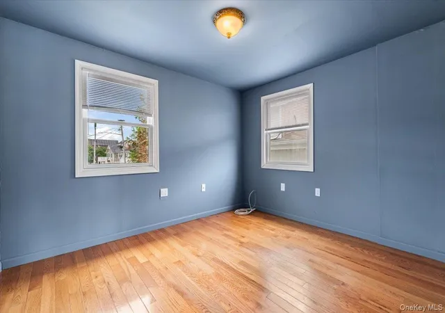 5th image of 631 Lincoln St, Hempstead, NY 11510 | MLS# 1016581
