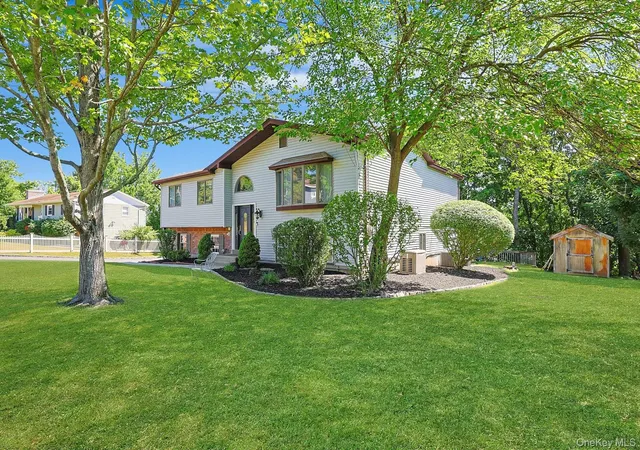 2nd image of 168 Orchid Dr, Orangetown, NY 10965 | MLS# 1016589