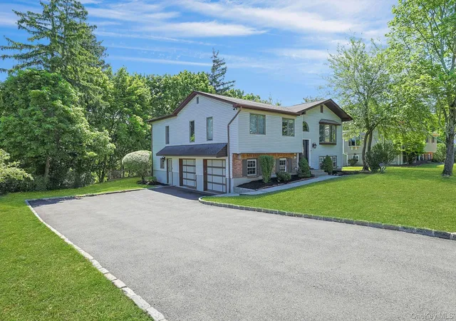 3rd image of 168 Orchid Dr, Orangetown, NY 10965 | MLS# 1016589