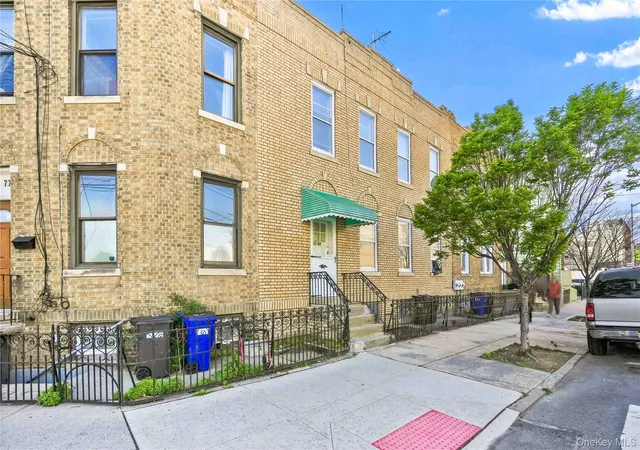 3rd image of 4201 Newtown Rd, Astoria, NY 11103 | MLS# 1016603