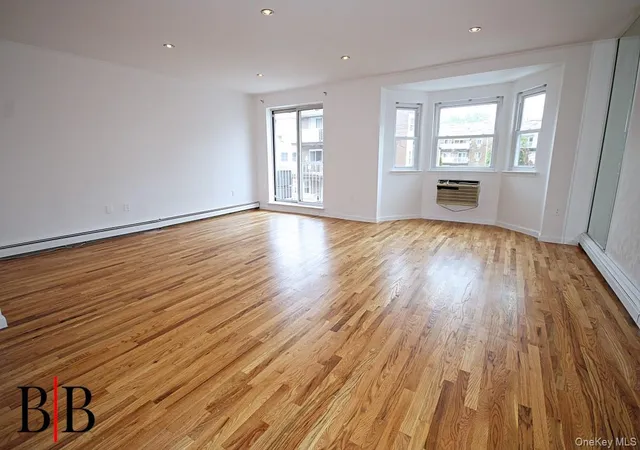 4th image of 18 Cvs Ln, New York, NY 11234