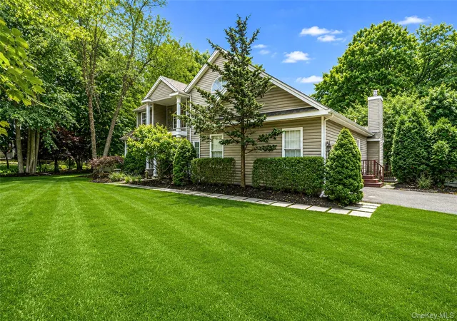 3rd image of 17 Esplanade Dr, East Patchogue, NY 11772 | MLS# 1016639