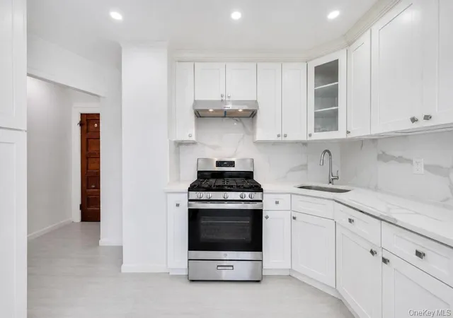 Photo 4 of Sale Pending at 9419 96th Street, New York, NY 11416 | MLS# 1016646 | Listing updated on 2026-09-03