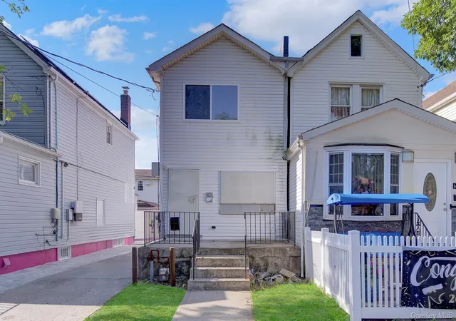 2nd image of 142 16 116th Ave, Jamaica, NY 11436 | MLS# 1016651