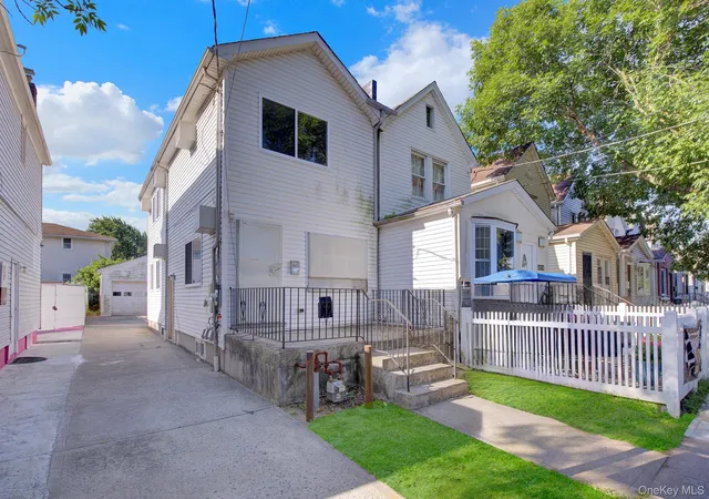3rd image of 142-16 116Th Ave, Jamaica, NY 11436 | MLS# 1016651