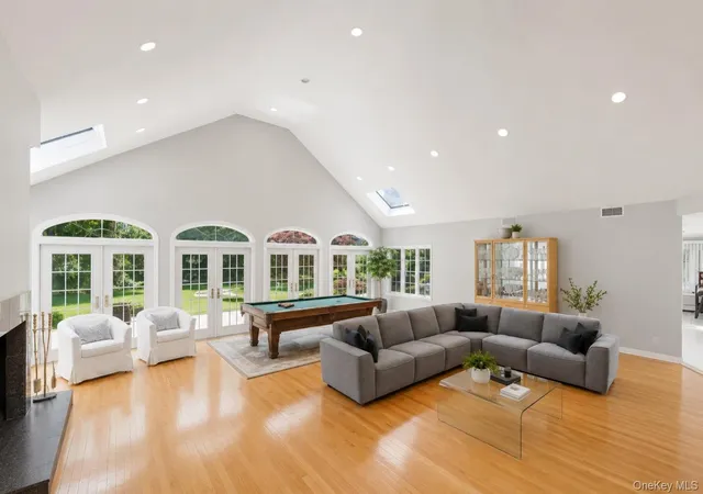 Photo 3 of Single family home for sale at 1319 Auerbach Ave, Hewlett, NY 11557 | MLS# 1016664 | Listing updated on 2026-08-15