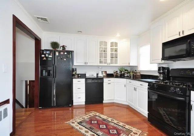 Photo 3 of Single family home for sale at 360 Terrace Ave, Hempstead, NY 11530 | MLS# 1016681 | Listing updated on 2026-06-25