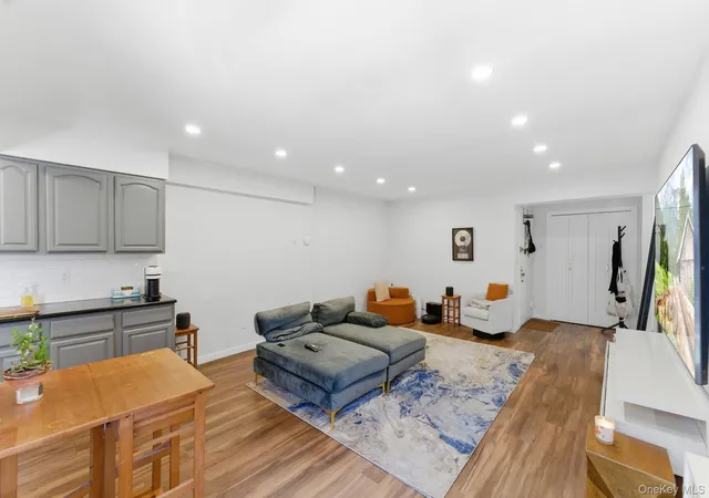 4th image of 250 N Broadway #5B, Yonkers, NY 10701 | MLS# 1016689