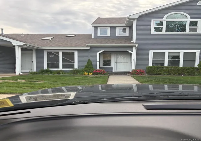 Homes for sale in Brookhaven, NY | 843 Spring Lake Dr, Brookhaven, NY 11953 | MLS# 1016691