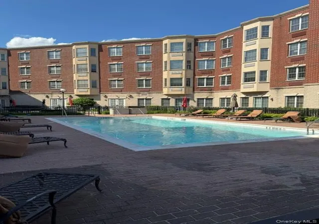 2nd image of 50 Merrick Ave #415, Hempstead, NY 11554 | MLS# 1016700