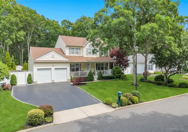 2nd image of 75 Apple Lane, Medford, NY 11763 | MLS# 1016701