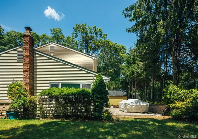 17th image of 41 Brook Run Dr, Brookhaven, NY 11763 | MLS# 1016708