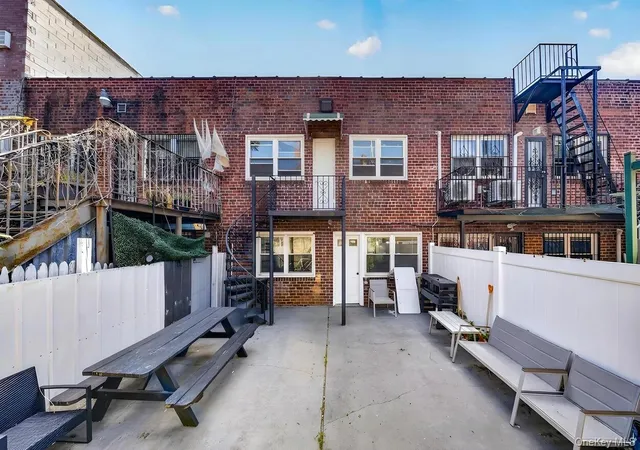 27th image of 10345 118th St, South Richmond Hill, NY 11419 | MLS# 1016717