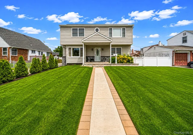 2nd image of 67 Douglas Dr, Hempstead, NY 11554 | MLS# 1016719