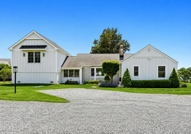 Homes for sale in Southampton, NY | 65 Shore Rd, Southampton, NY 11977 | MLS# 1016745