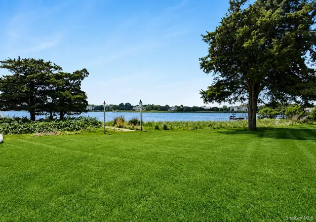 Homes for sale in Southampton, NY | 65 Shore Rd, Southampton, NY 11977 | MLS# 1016745