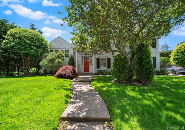 3rd image of 100 Cabot Rd, Massapequa, NY 11758 | MLS# 1016749