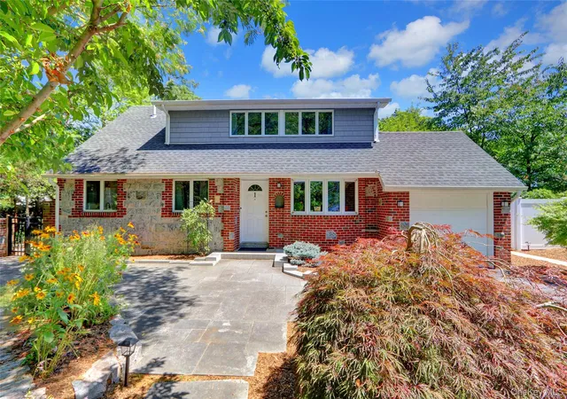 1st image of 1 Burr Rd, East Northport, NY 11731 | MLS# 1016769
