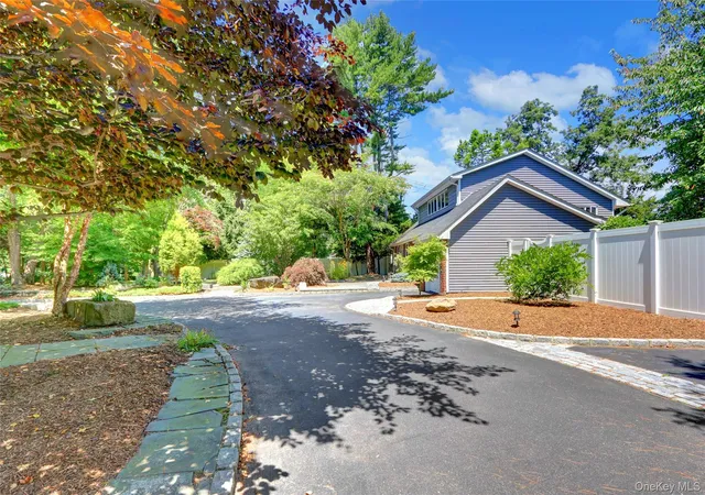 3rd image of 1 Burr Rd, East Northport, NY 11731 | MLS# 1016769