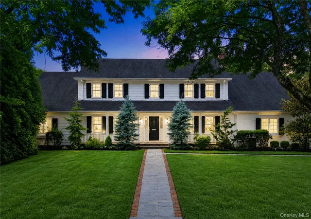 Photo 1 of Sale Pending at 77 Brookside Dr, Manhasset, NY 11030 | MLS# 1016783 | Listing updated on 2026-10-29