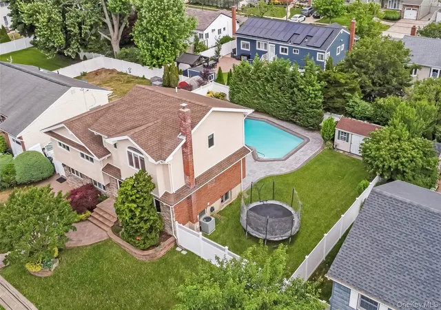 5th image of 145 Washington St, Farmingdale, NY 11735 | MLS# 1016787