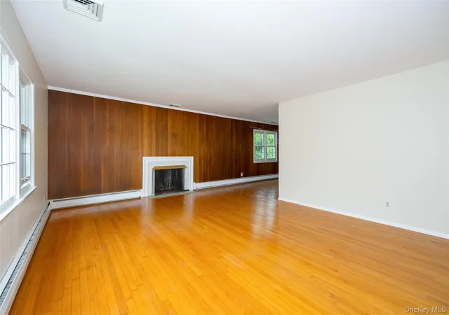 4th image of 5 Millbank Rd, Poughkeepsie (town), NY 12603 | MLS# 1016790