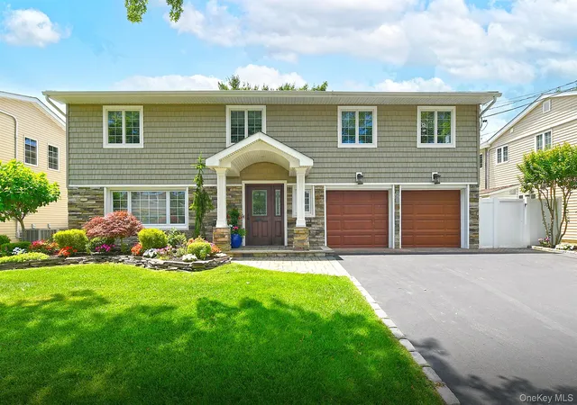 1st image of 1932 Cynthia Ln, Hempstead, NY 11566 | MLS# 1016803